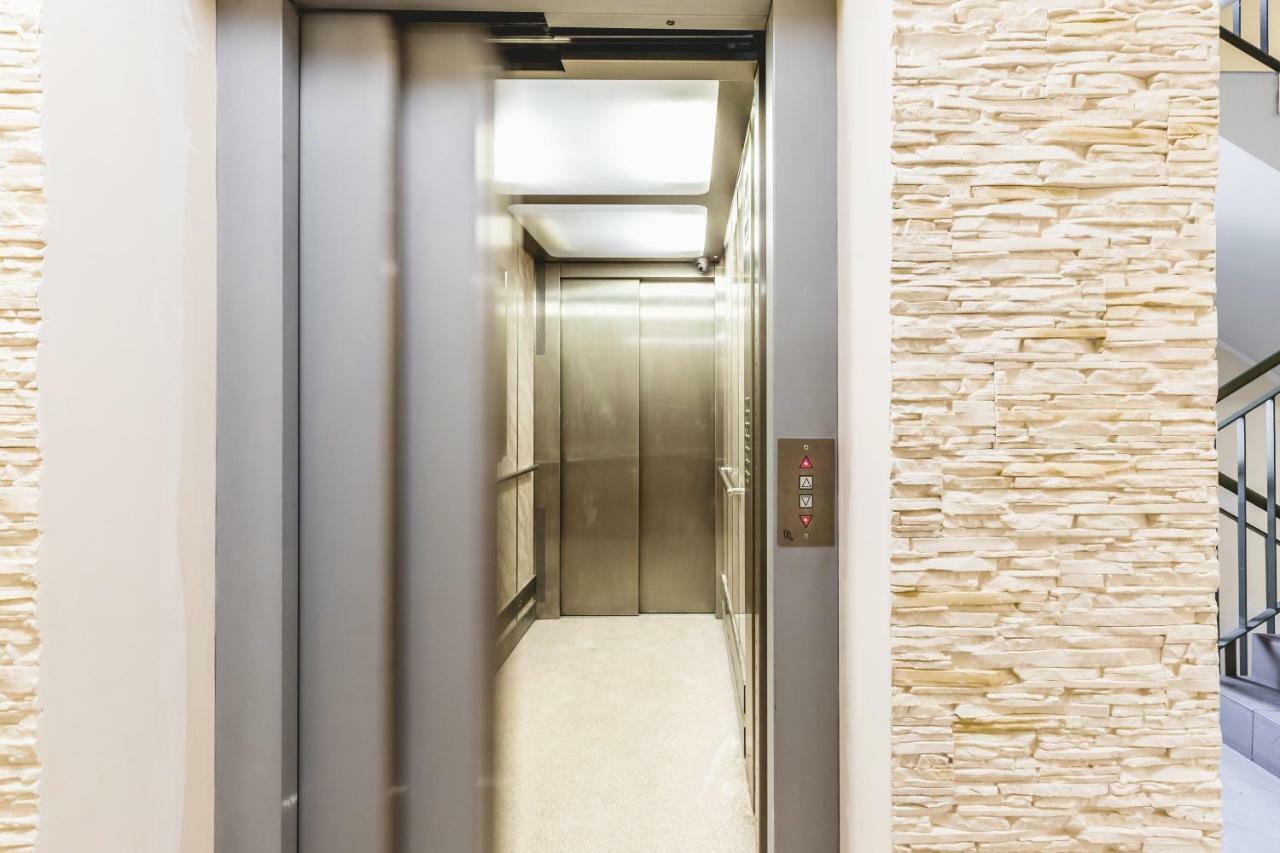 Apartament Niecala Kings Deluxe Люблін Екстер'єр фото